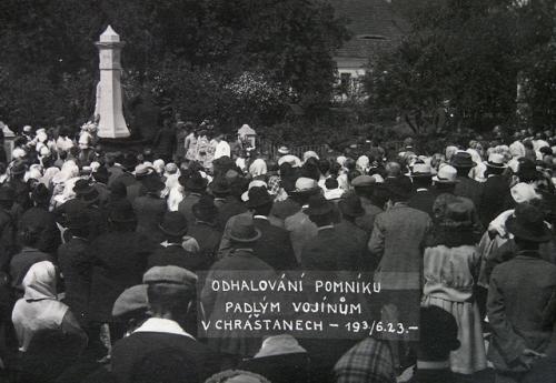 Odhalení pomníku padlých v&nbsp;roce 1923